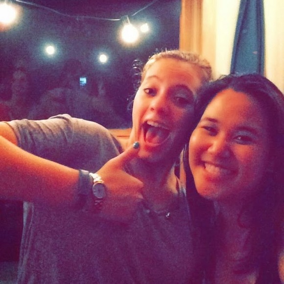 Meet your Posher, Elise - Picture 1 of 1